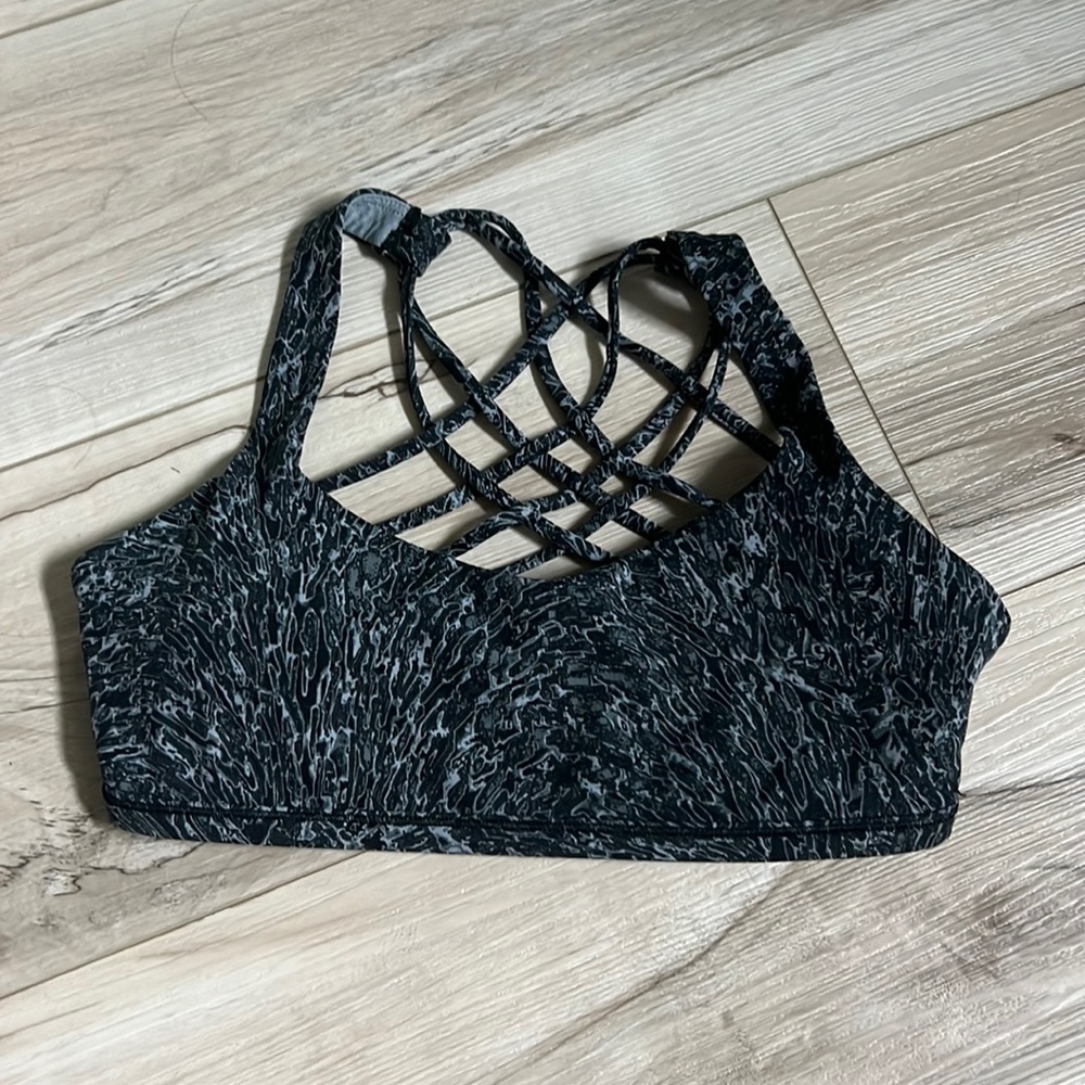 Lululemon🍋 FREE TO BE BRA - Light Support A|B cup